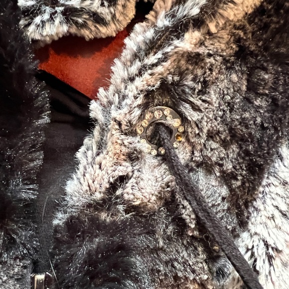 Bebe Fur hoodie jacket pom poms - Picture 10 of 10